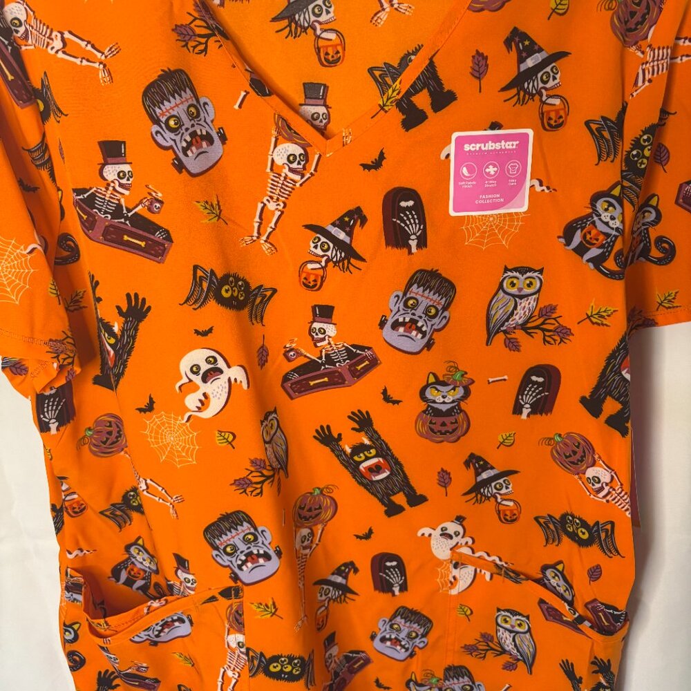ScrubStar Halloween Scrub Top Size LARGE